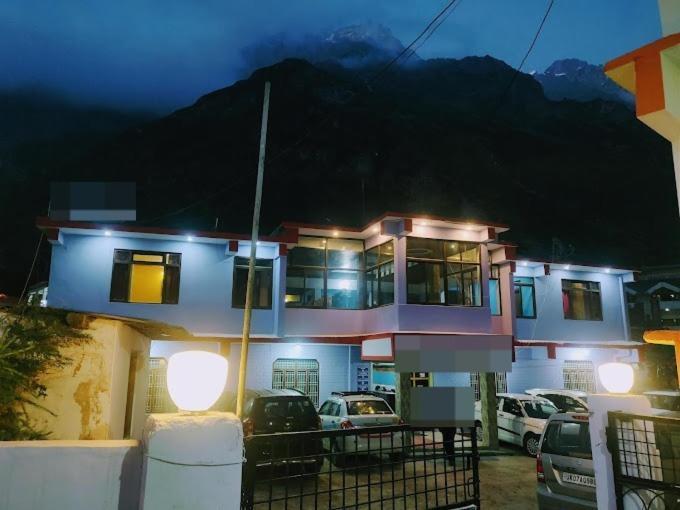 Badrinath Guest House Exterior photo